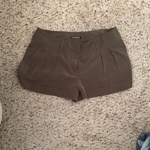 Express High-Waist Pleated Cuffed Shorts in Brown